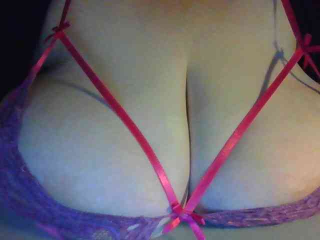 Zlaya_Mamochka_suka webcam