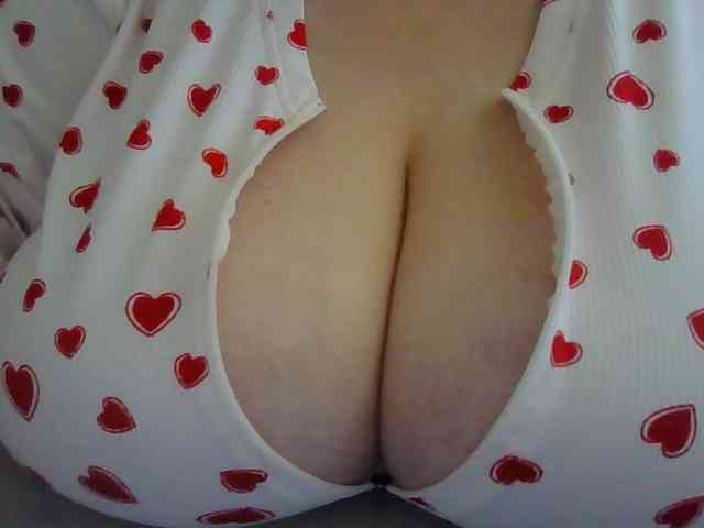 Zlaya_Mamochka_suka webcam