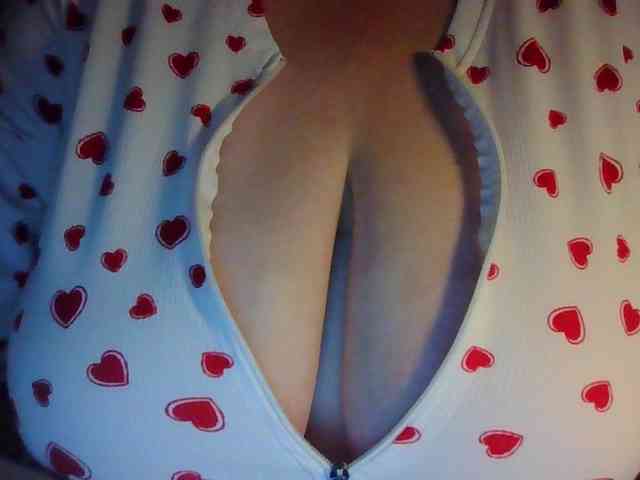 Zlaya_Mamochka_suka webcam