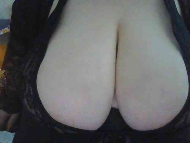 Zlaya_Mamochka_suka webcam