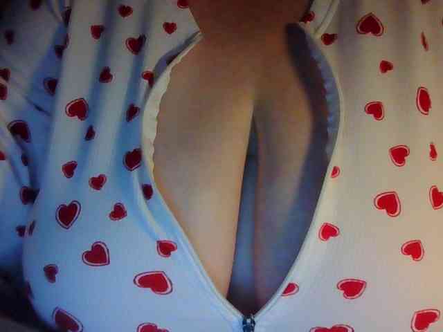 Zlaya_Mamochka_suka webcam