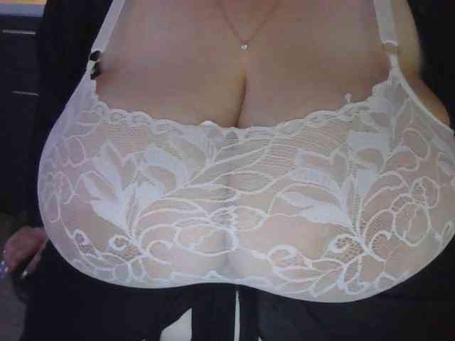 Ne_Besi_Mamuly webcam