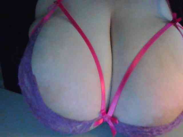 Zlaya_Mamochka_suka webcam