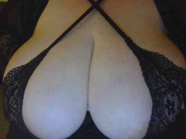 Zlaya_Mamochka_suka webcam