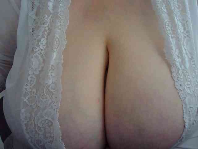 Zlaya_Mamochka_suka webcam