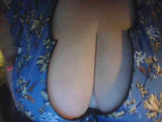 Zlaya_Mamochka_suka webcam