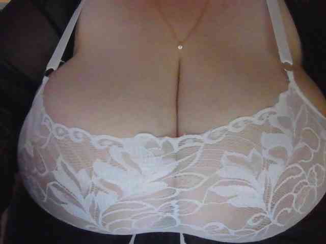 Ne_Besi_Mamuly webcam