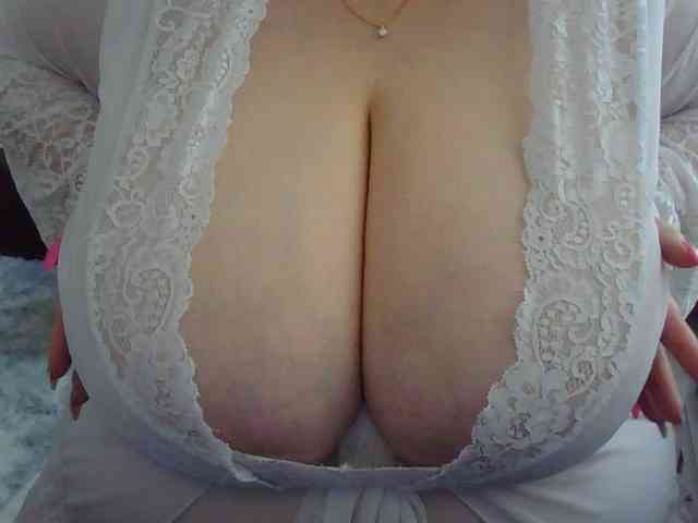 Zlaya_Mama_zlaya webcam
