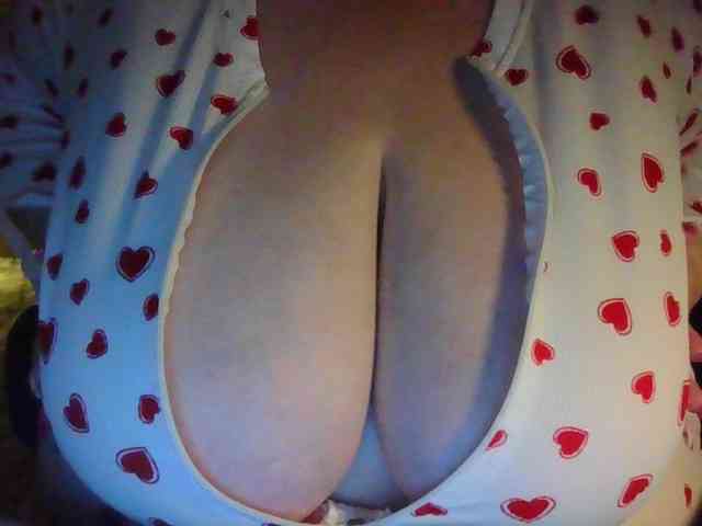 Zlaya_Mamochka_suka webcam