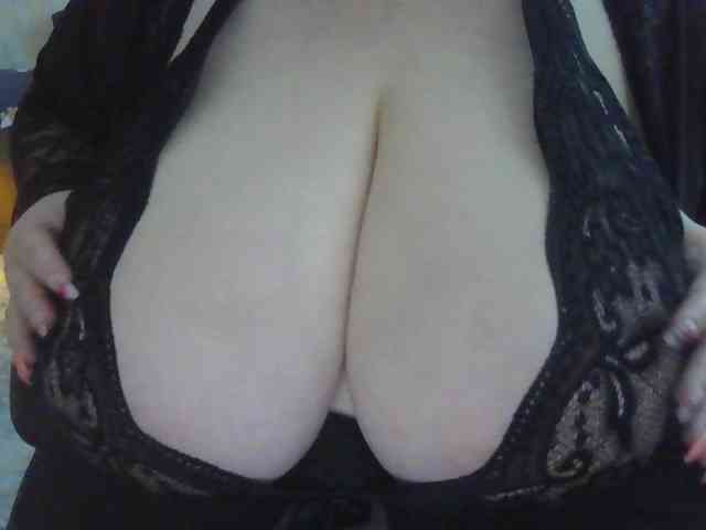 Zlaya_Mamochka_suka webcam