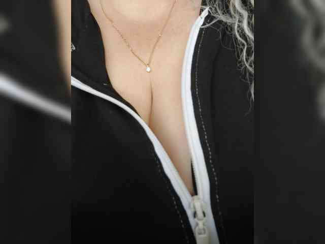 Zlaya_Mama_super webcam