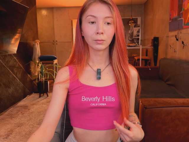 Na-izi live cam on BongaCams