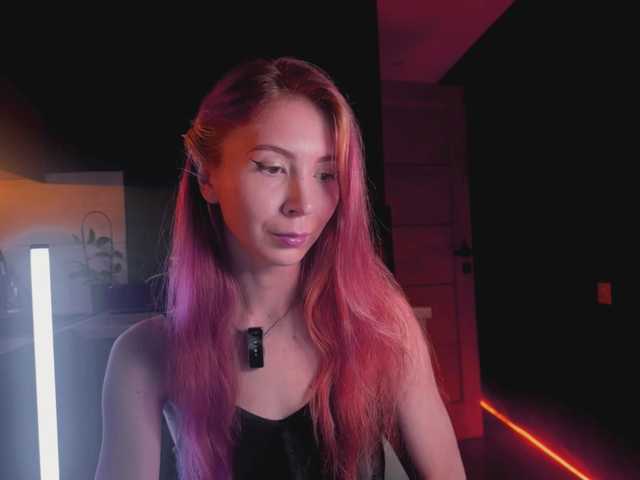 Na-izi live cam on BongaCams