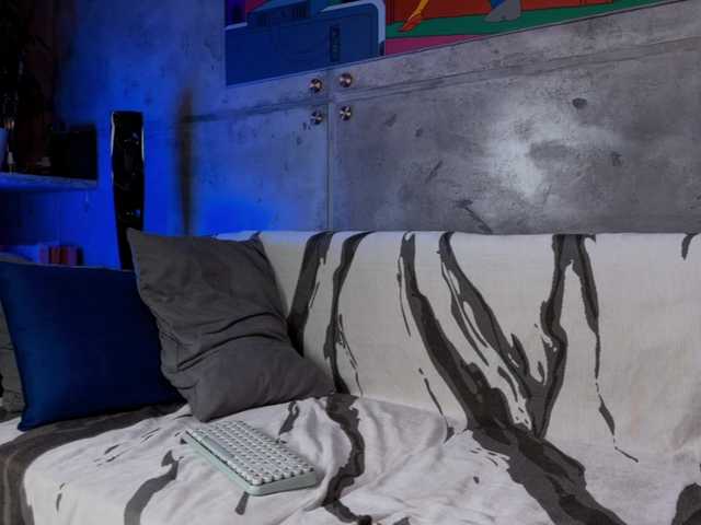 Na-izi live cam on BongaCams