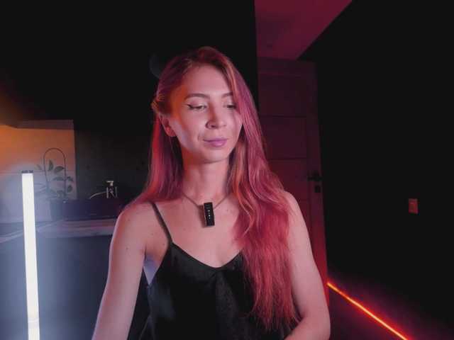 Na-izi live cam on BongaCams