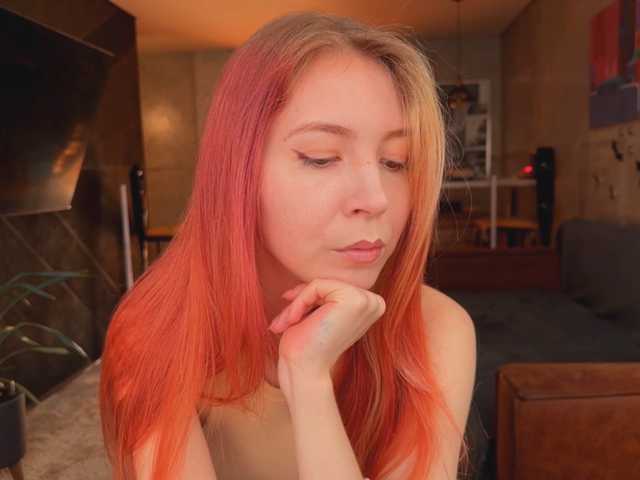 Na-izi live cam on BongaCams