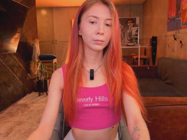 Na-izi live cam on BongaCams