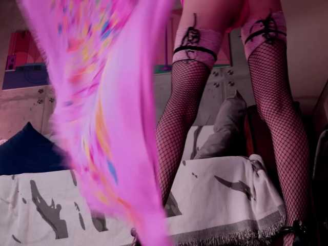 Na-izi live cam on BongaCams