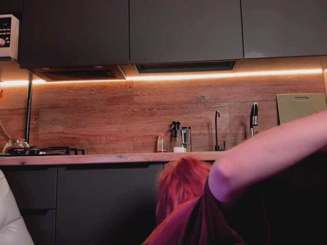 Na-izi live cam on BongaCams