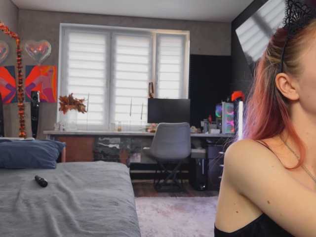 Na-izi live cam on BongaCams