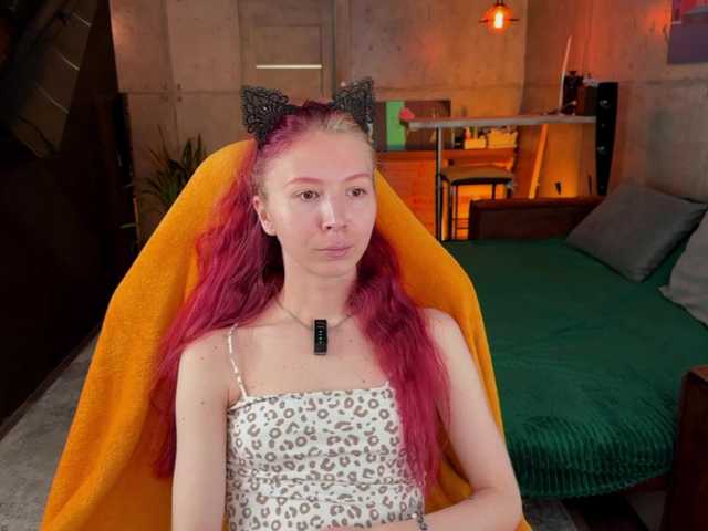 Na-izi live cam on BongaCams