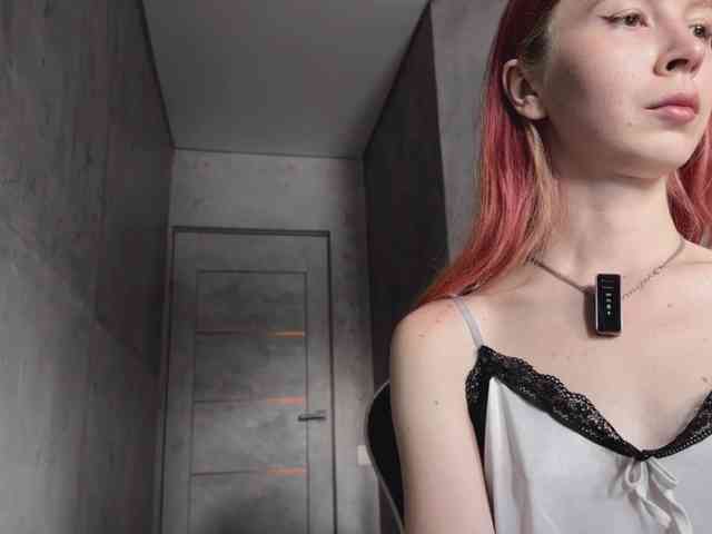 Na-izi Live Webcam on BongaCams