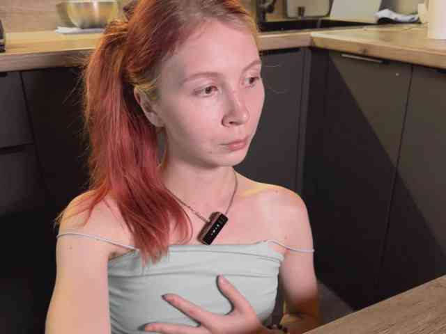 Na-izi Live Webcam on BongaCams