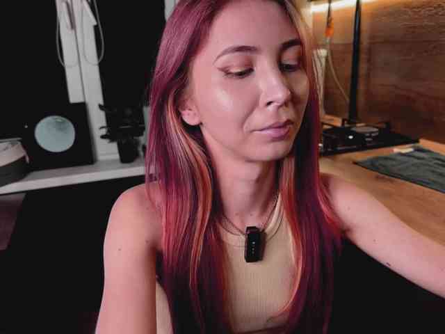 Na-izi's webcam live show