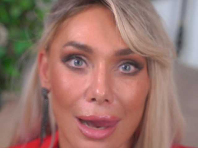 IsadoraDunkan live cam on BongaCams