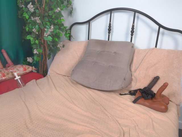 IsadoraDunkan's BongaCams show and profile