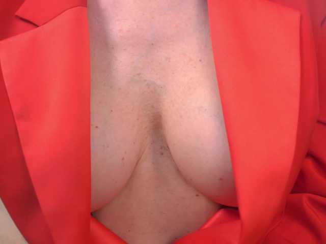 IsadoraDunkan's BongaCams show and profile