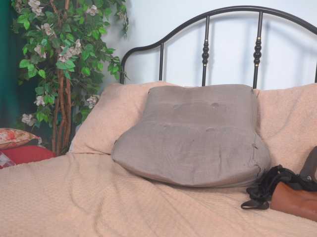 IsadoraDunkan's BongaCams show and profile