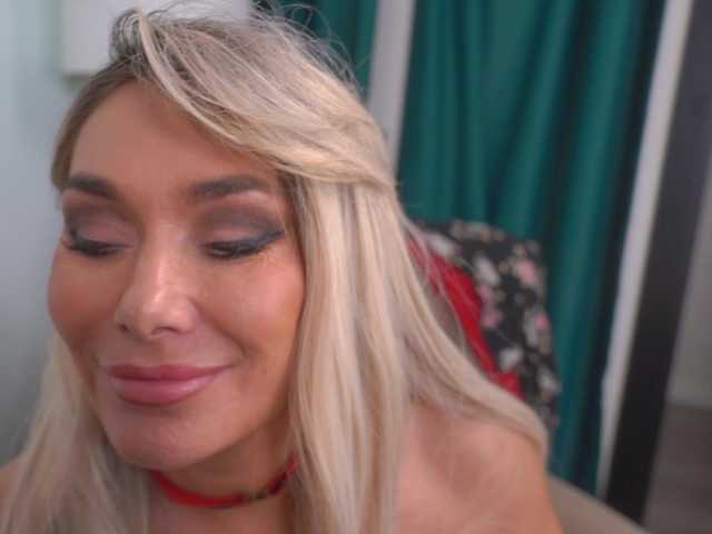 IsadoraDunkan live cam on BongaCams