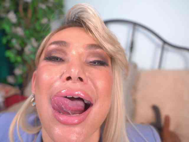 IsadoraDunkan webcam