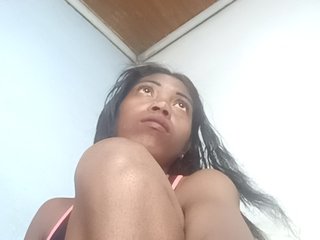 Honey699's Live Webcam