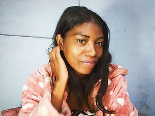 Honey699's Live Webcam