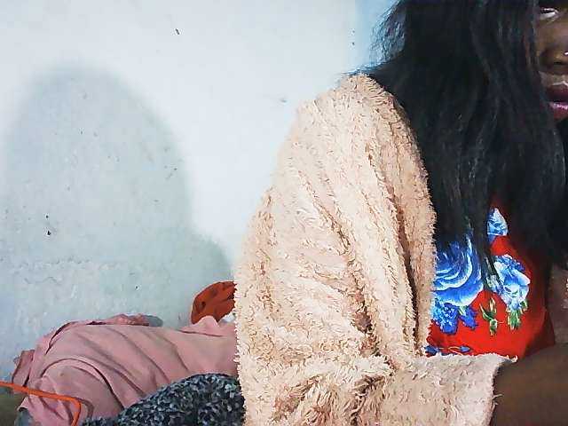 Honey699's BongaCams show and profile