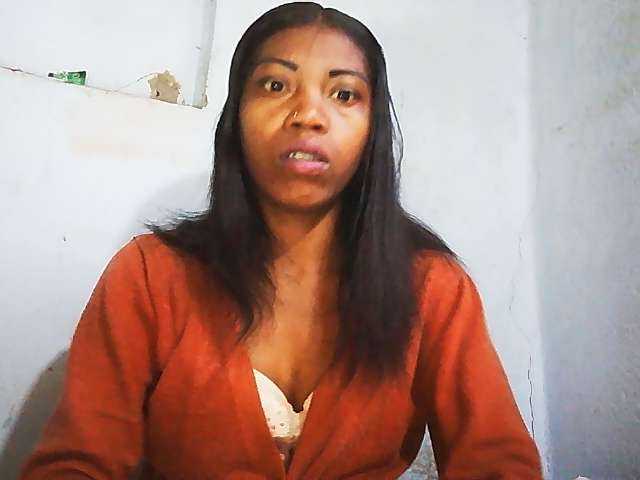 Honey699 live cam on BongaCams