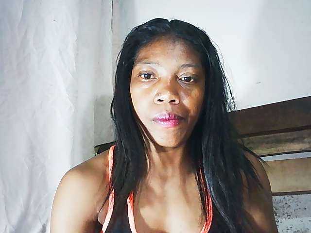 Honey699 live cam on BongaCams