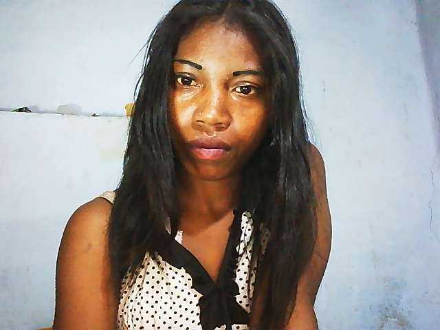 Honey699 live cam on BongaCams