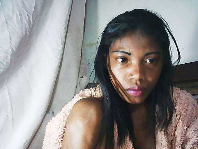 Honey699 live cam on BongaCams