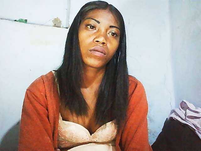 Honey699 live cam on BongaCams