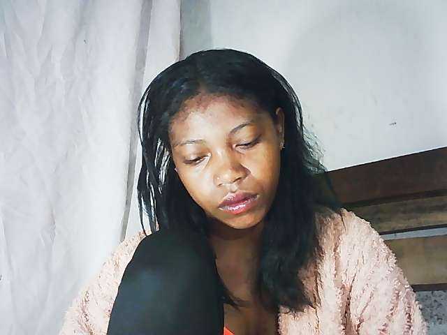 Honey699 live cam on BongaCams