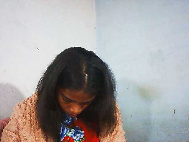 Honey699's BongaCams show and profile