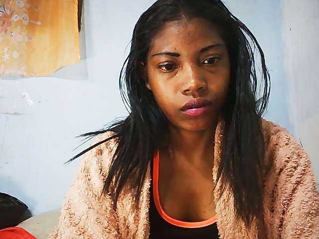 Honey699 live cam on BongaCams