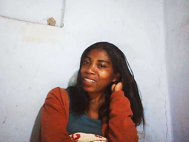 Honey699 live cam on BongaCams