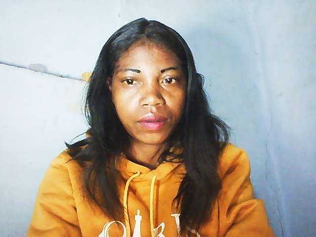 Honey699 live cam on BongaCams