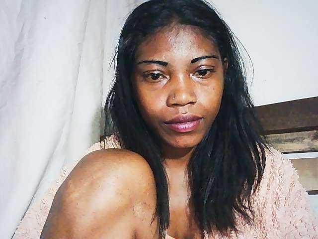 Honey699 live cam on BongaCams