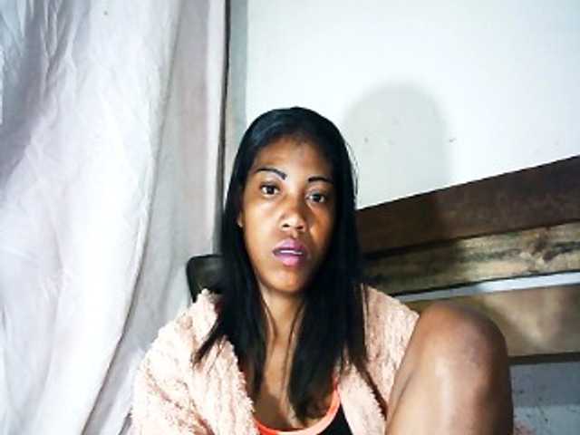 Honey699 live cam on BongaCams