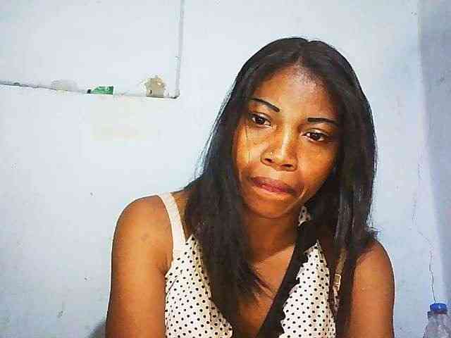 Honey699 webcam